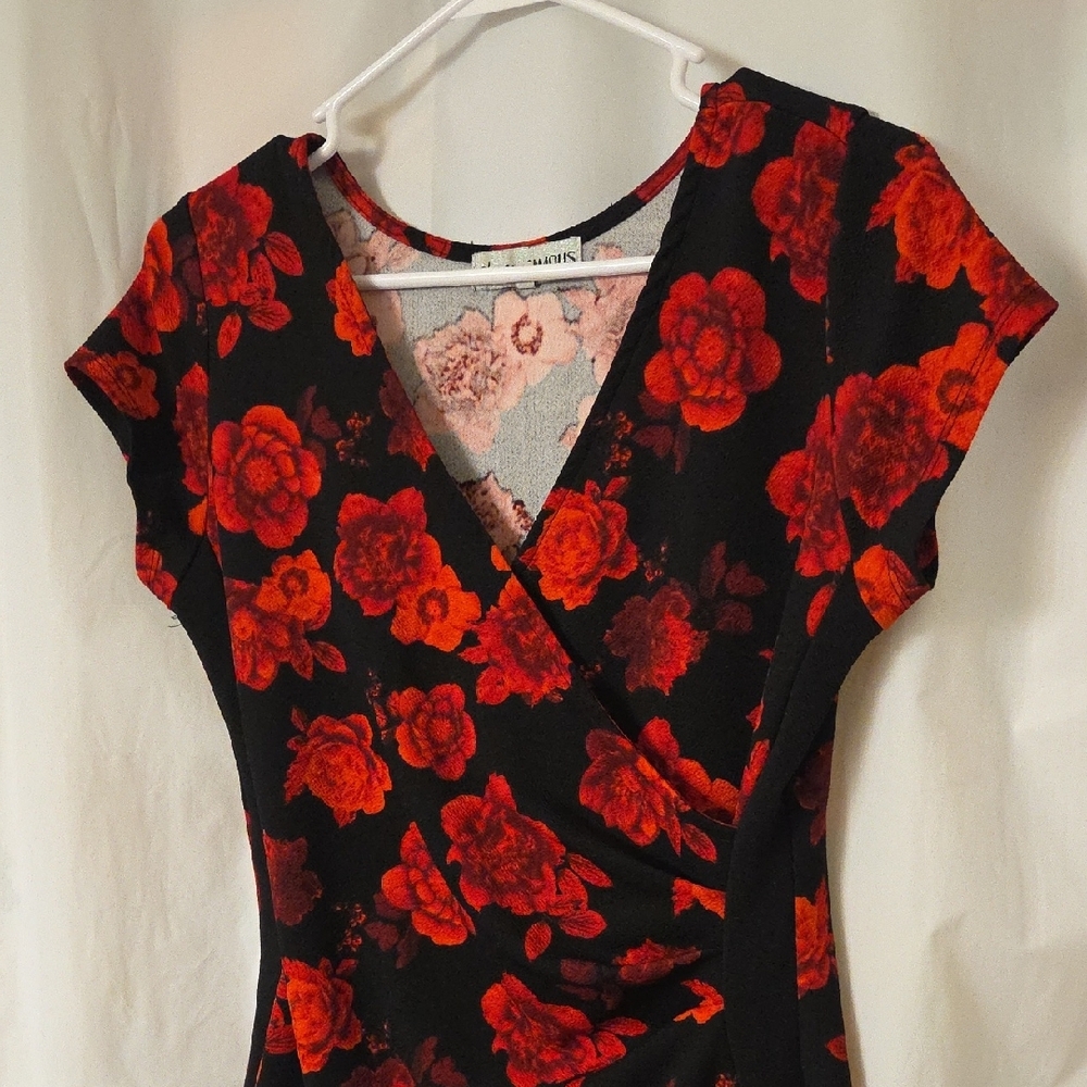 Almost Famous Black Dress with Red Floral Print - Picture 2 of 5